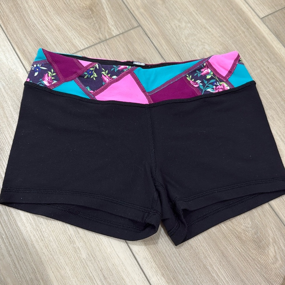 Ivivva, reversible shorts, 12 kids
